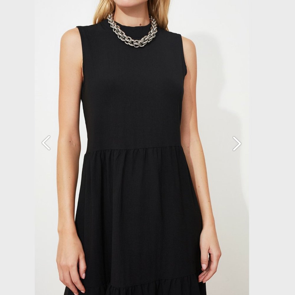 Organic Cotton Black Wide Cut Maxi Dress - Picture 5 of 9